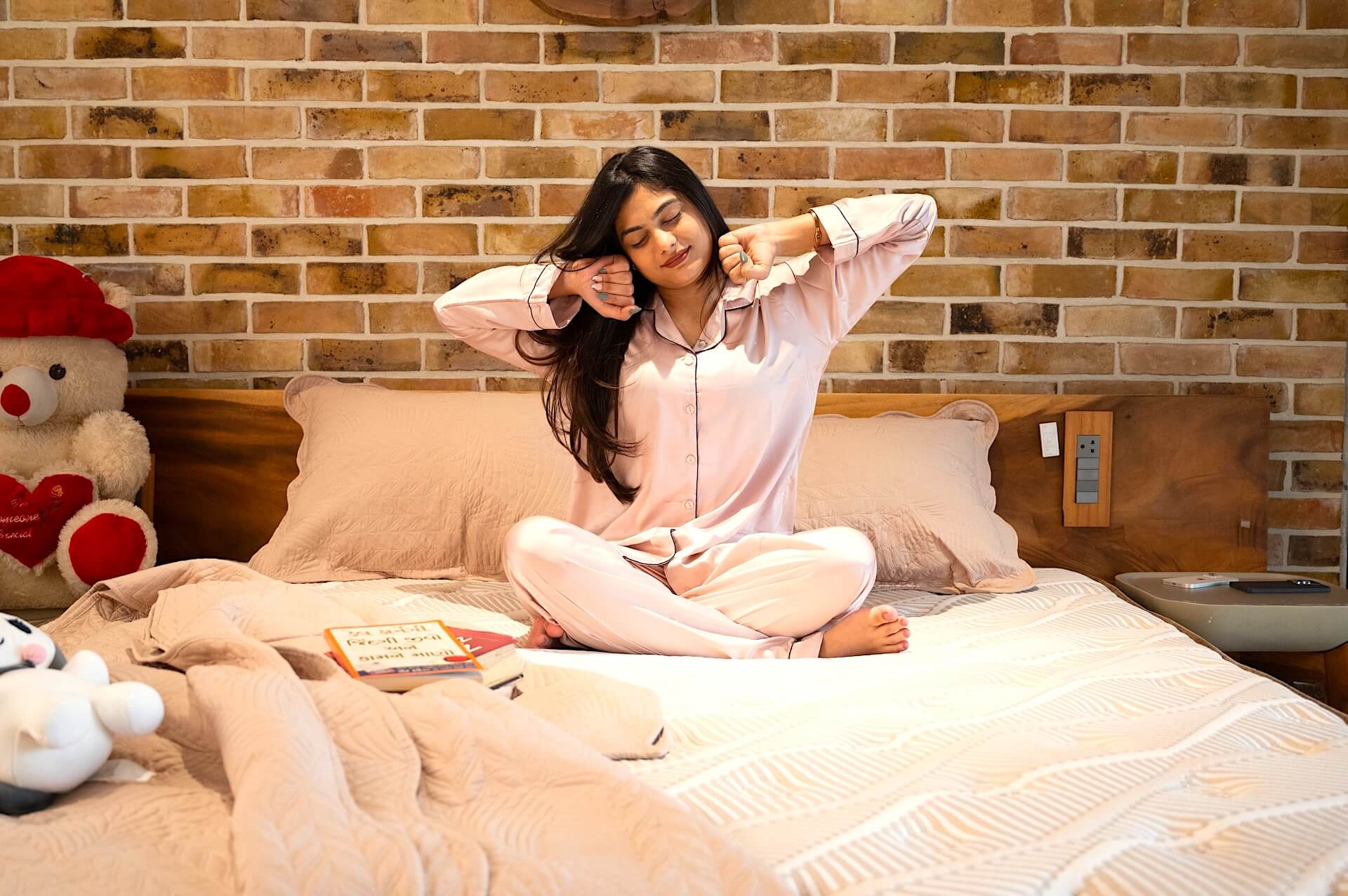Benz - Morning bedroom view
